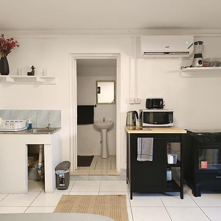Montego Bay Garden Studio Экстерьер фото