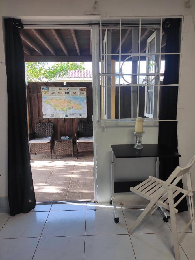 Montego Bay Garden Studio Экстерьер фото